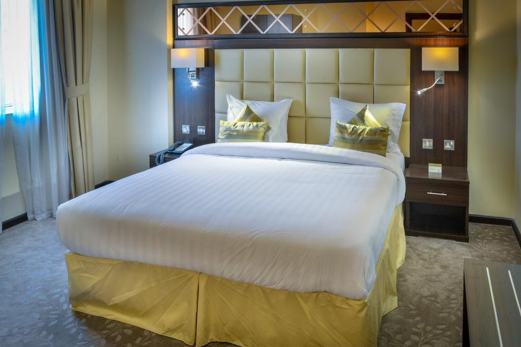 דוחה Golden Ocean Hotel מראה חיצוני תמונה