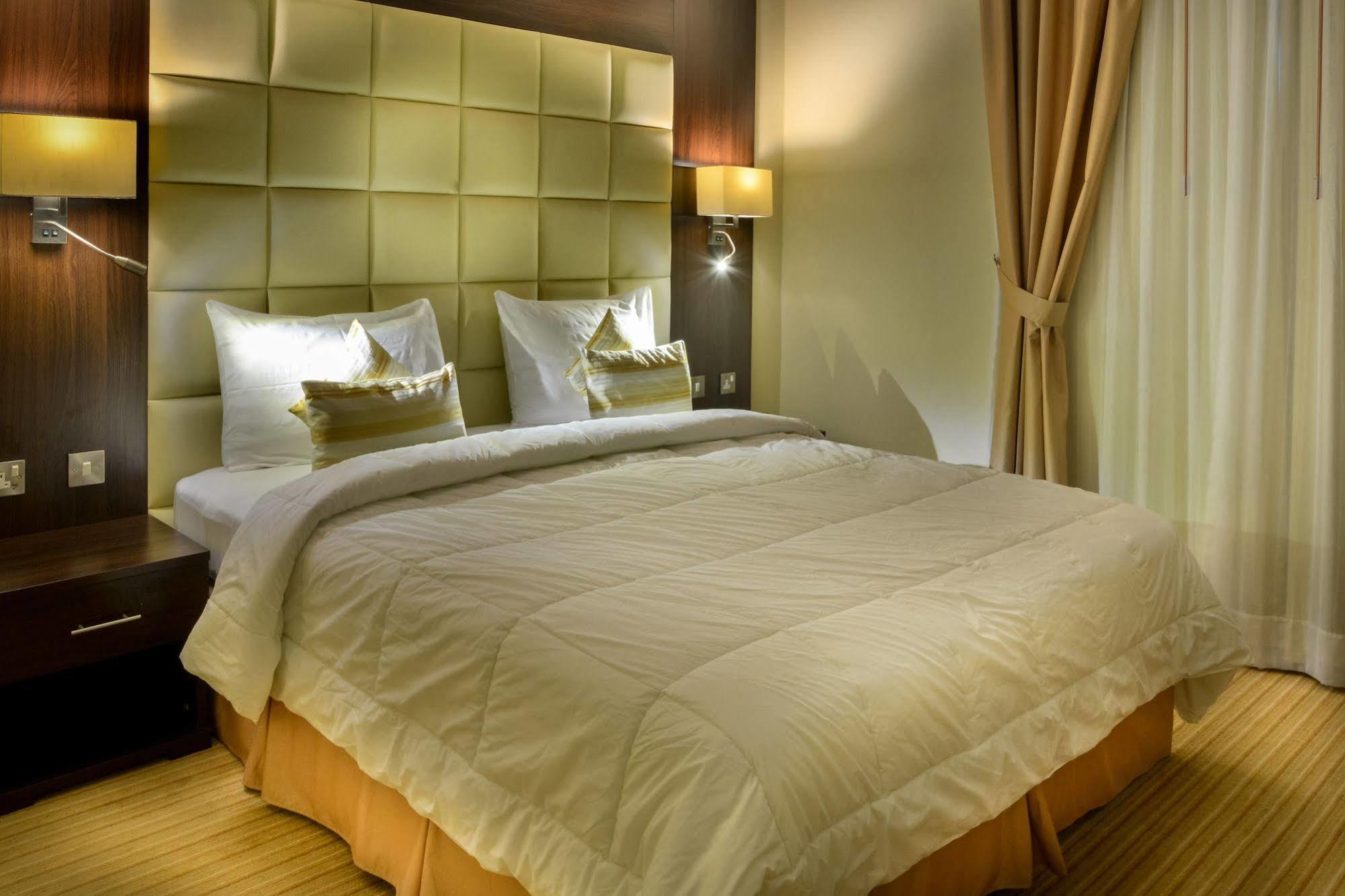 דוחה Golden Ocean Hotel מראה חיצוני תמונה