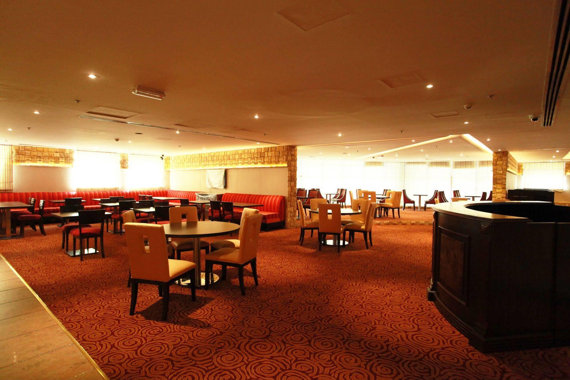דוחה Golden Ocean Hotel מראה חיצוני תמונה
