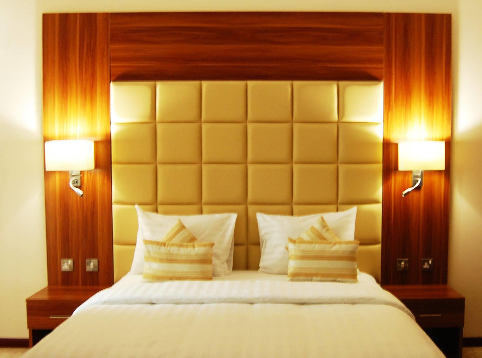 דוחה Golden Ocean Hotel מראה חיצוני תמונה