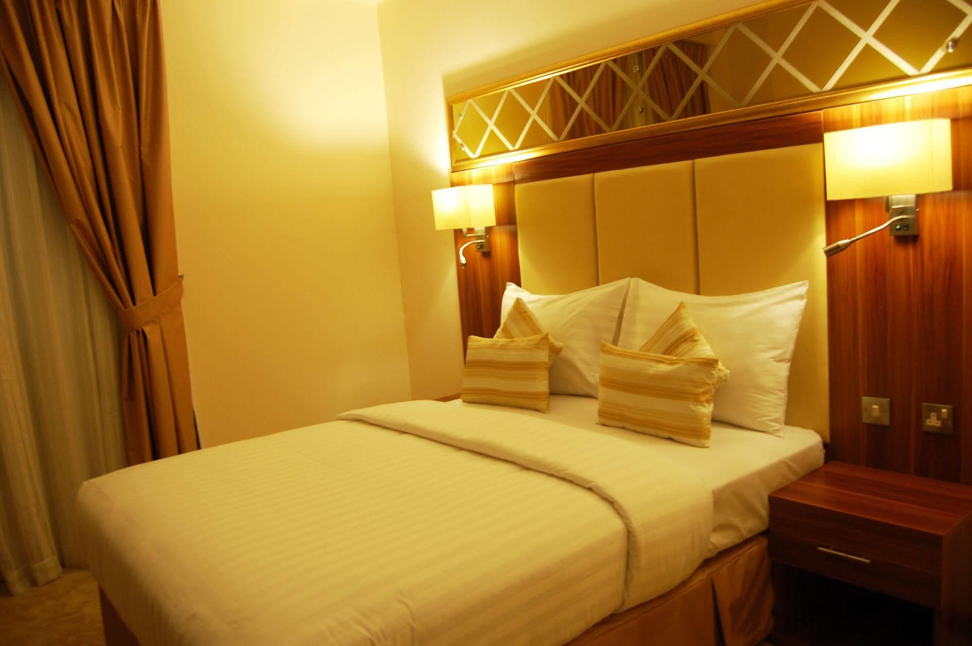דוחה Golden Ocean Hotel מראה חיצוני תמונה