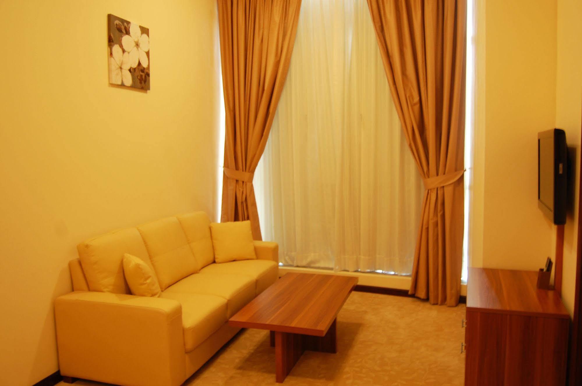 דוחה Golden Ocean Hotel מראה חיצוני תמונה